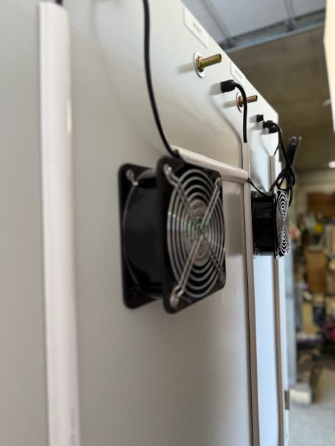 AquaCleaner Vapor Blasting Cabinet OPEN Loop Model 3236 – Wet Blast Machine for Metal Restoration